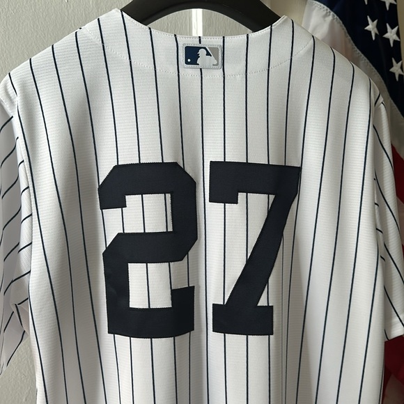 Yankees Jersey - Picture 5 of 8